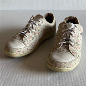 Finn Comfort Floral Suede Sneakers